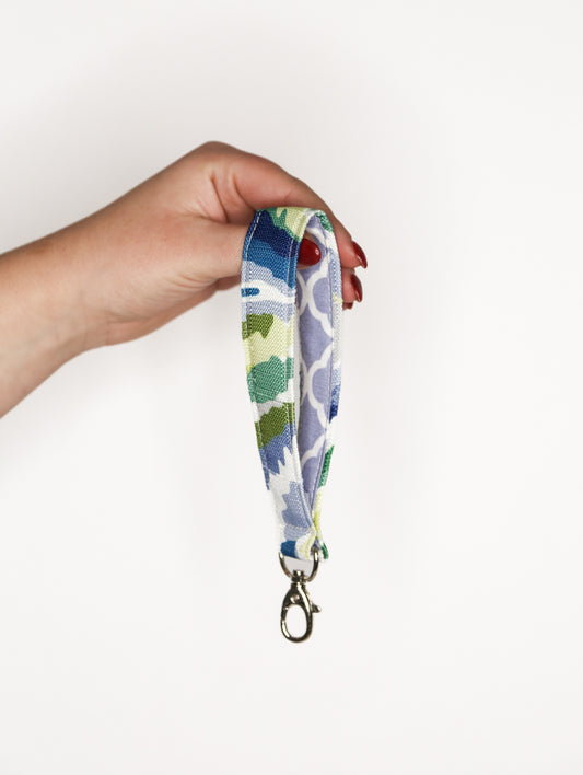 The Mère & Me Keychain Geometric Blue Print